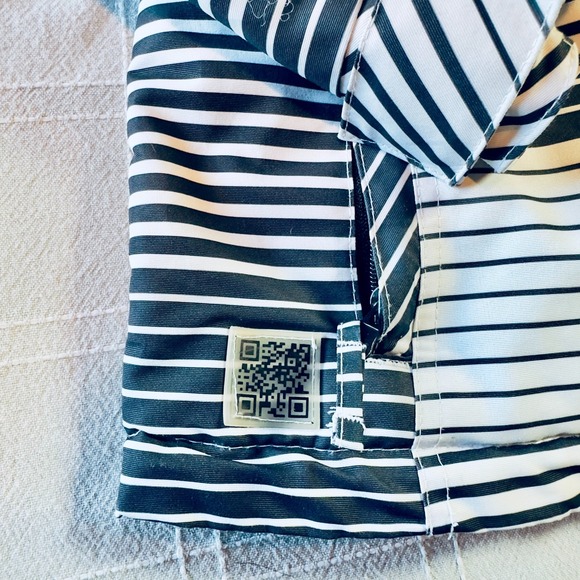 VTG Zonal Hooded Snowboard Jacket M Geo Stripe Waterproof Streetwear Techwear - Picture 5 of 10